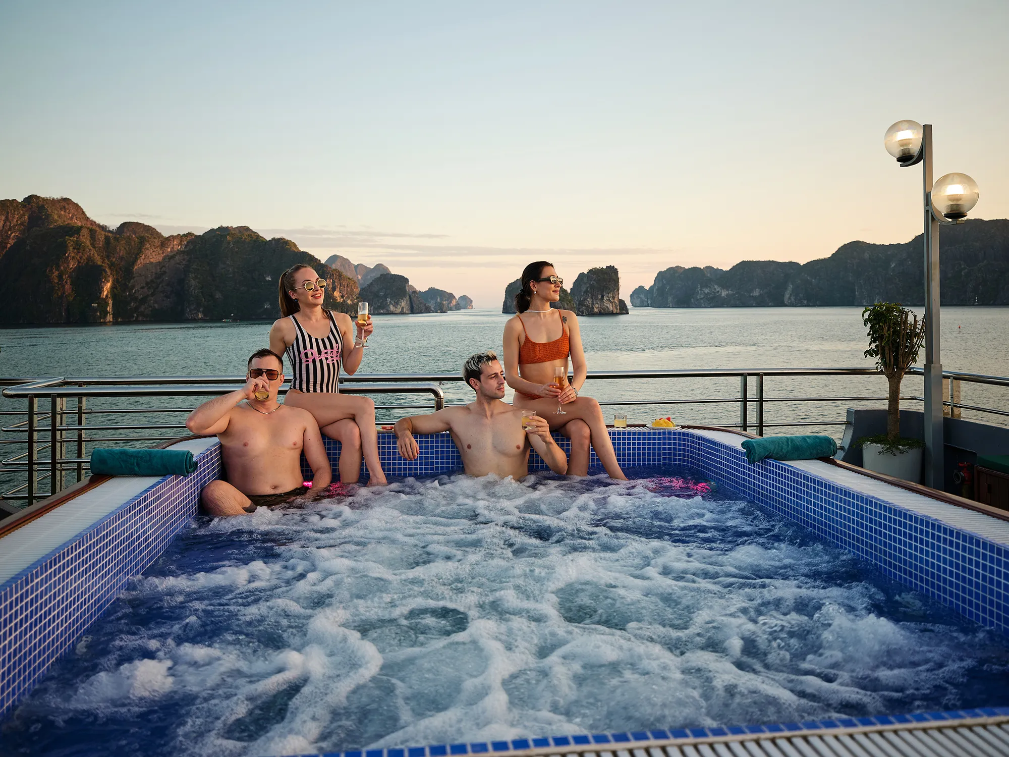 Day Tour | Sea Lion 5-Star VIP Halong Bay Cruise